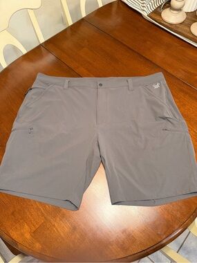 Vortex Optics Performance Cargo Shorts Mens 46  9” Inseam Multi Pocket Grey